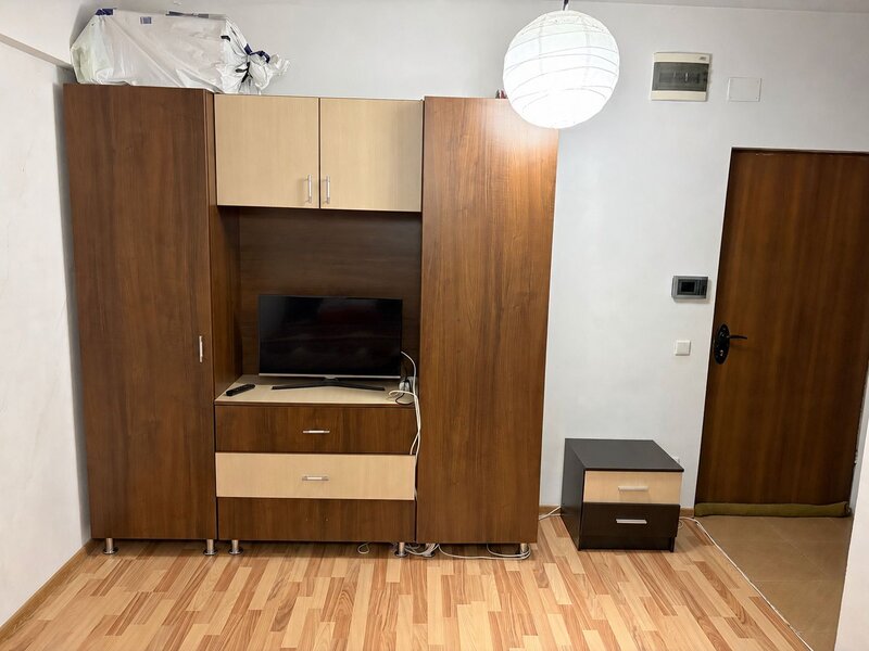 Dristor, Ramnicu Sarat, 5 minute metrou,
